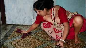 Kolkata Bengali Maid fucking a virgin boy !Clear bengali Audio video