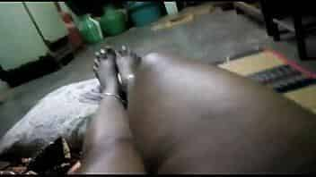 a south indian tamil nadu aunty rubbing her juicy pussy video