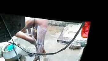 Tamil Aunty Bathing Hidden Cam - 20150611 083239 video